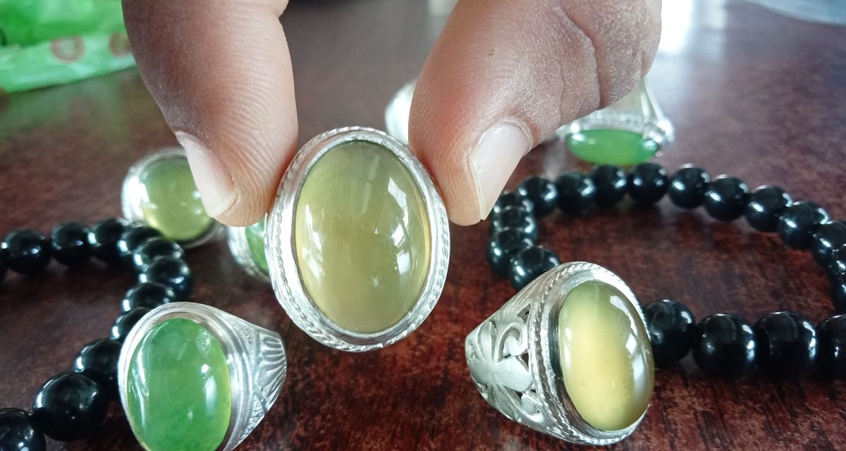 Mengenal Batu Giok: Sejarah, Jenis, Dan Keunikannya