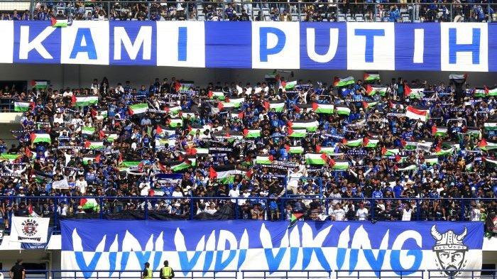 Dukungan Bobotoh Untuk Persib Bandung Tak Pernah Padam