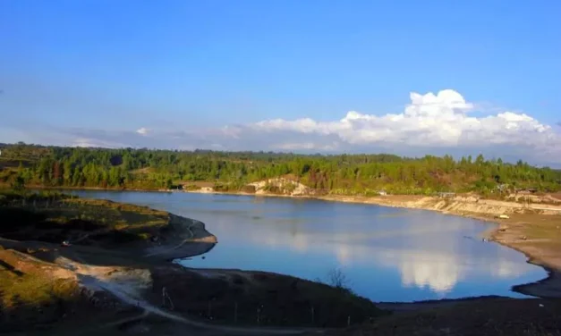 Danau Sidihoni: Pesona Danau Di Pulau Samosir Tersembunyi