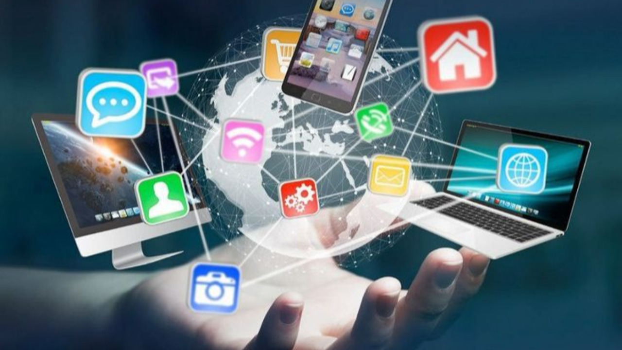 Kemajuan Digital Di Indonesia: Peluang, Tantangan, Dan Dampak
