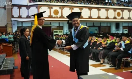 Rahasia Menjadi Lulusan Terbaik Di Sekolah Dan Perguruan Tinggi