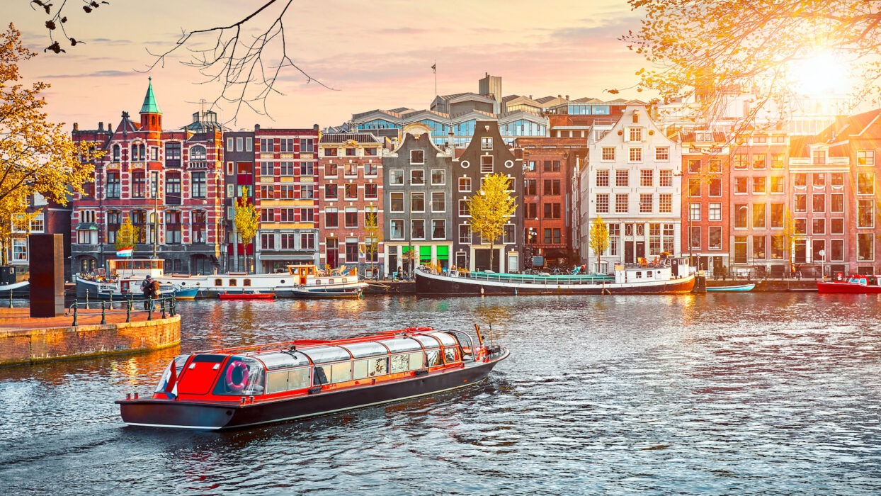 Amsterdam: Pesona Kota Kanal Yang Menjadi Destinasi Impian