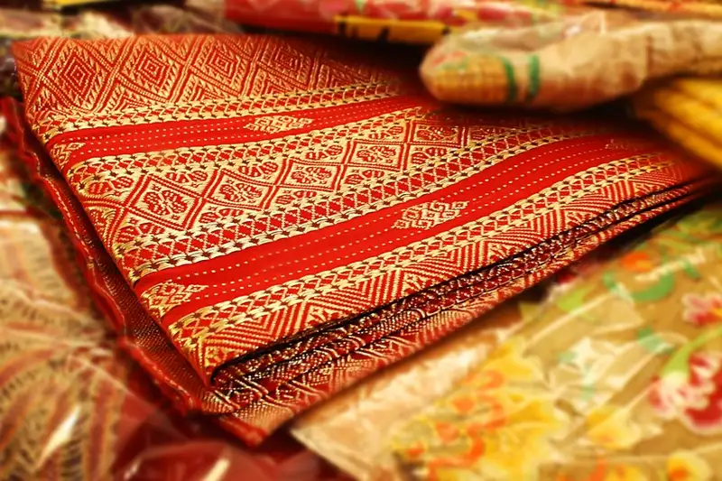 Mengenal Kain Tradisional Indonesia Yang Penuh Makna