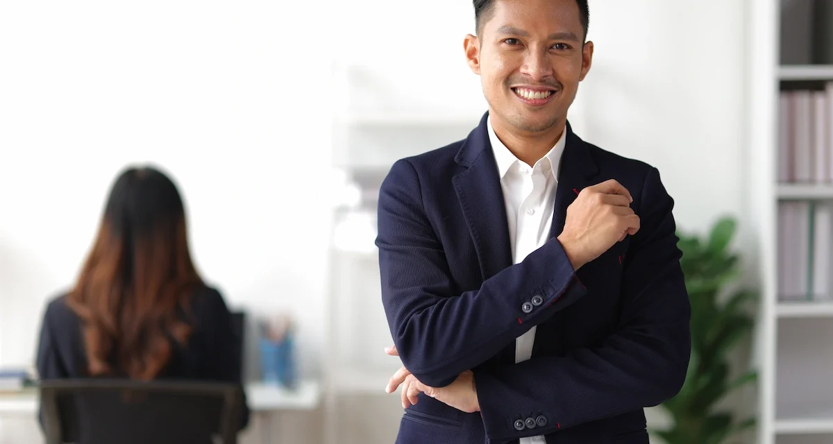 Wirausaha Muda: Mengembangkan Ide Sederhana Peluang Bisnis