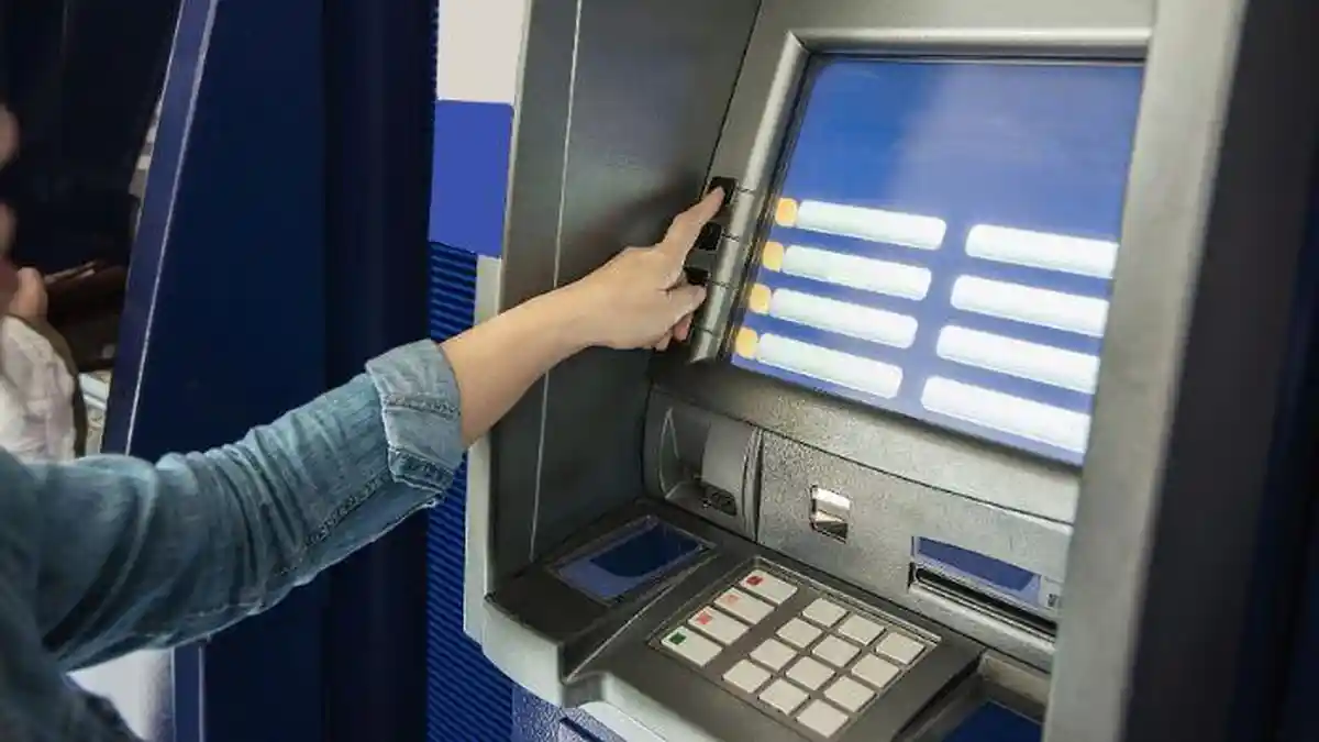 Keamanan PIN ATM: Melindungi Informasi Pribadi Bertransaksi