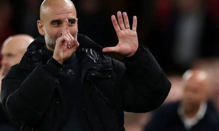 Liga Inggris: Persaingan, Strategi Pelatih, Daya Tarik Kompetisi