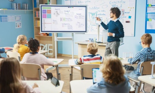 Sistem Sekolah: Tantangan Pembelajaran, Pemerataan Fasilitas